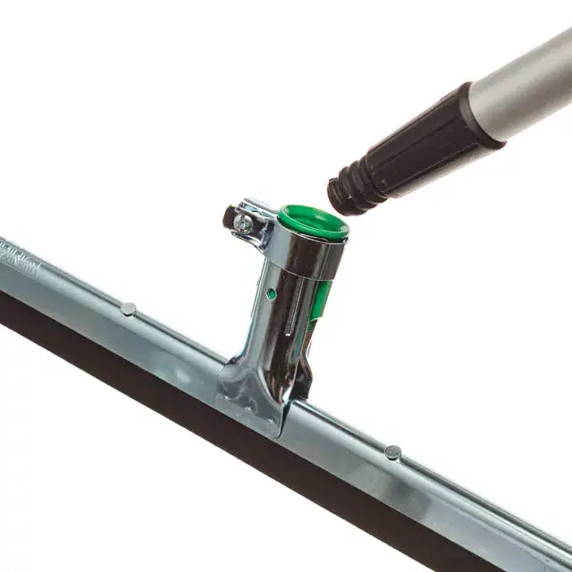 FWAI0_UE_Unger_WaterWand-Acme-Insert_Product-Feature-3.webp
