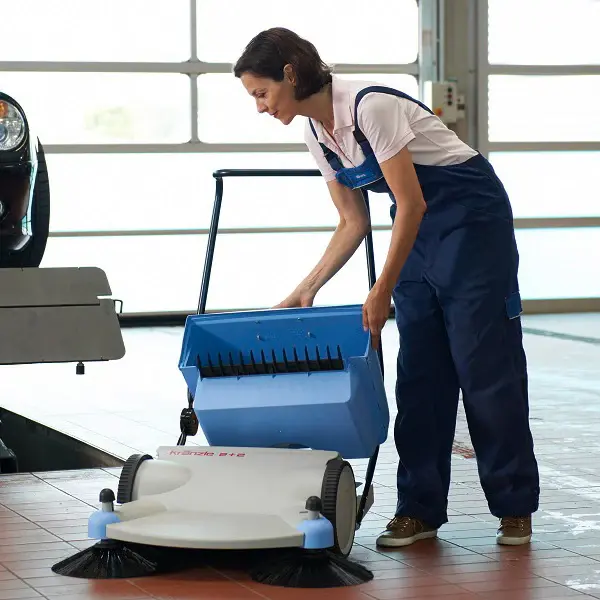K_2_2_KRANZLE_POWER_SWEEPERS_50076_5_600x600.webp